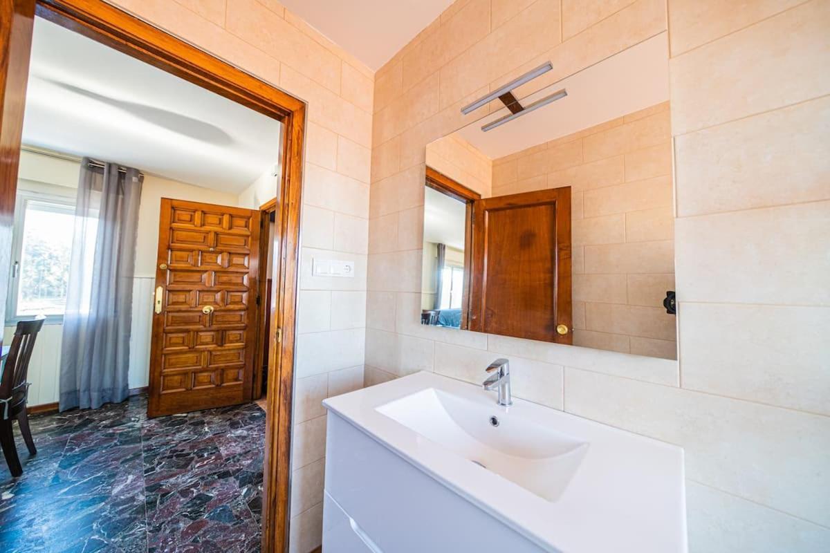 Apartamento Centrico Con Vistas Al Mar فيلانويفا دي أروسا المظهر الخارجي الصورة
